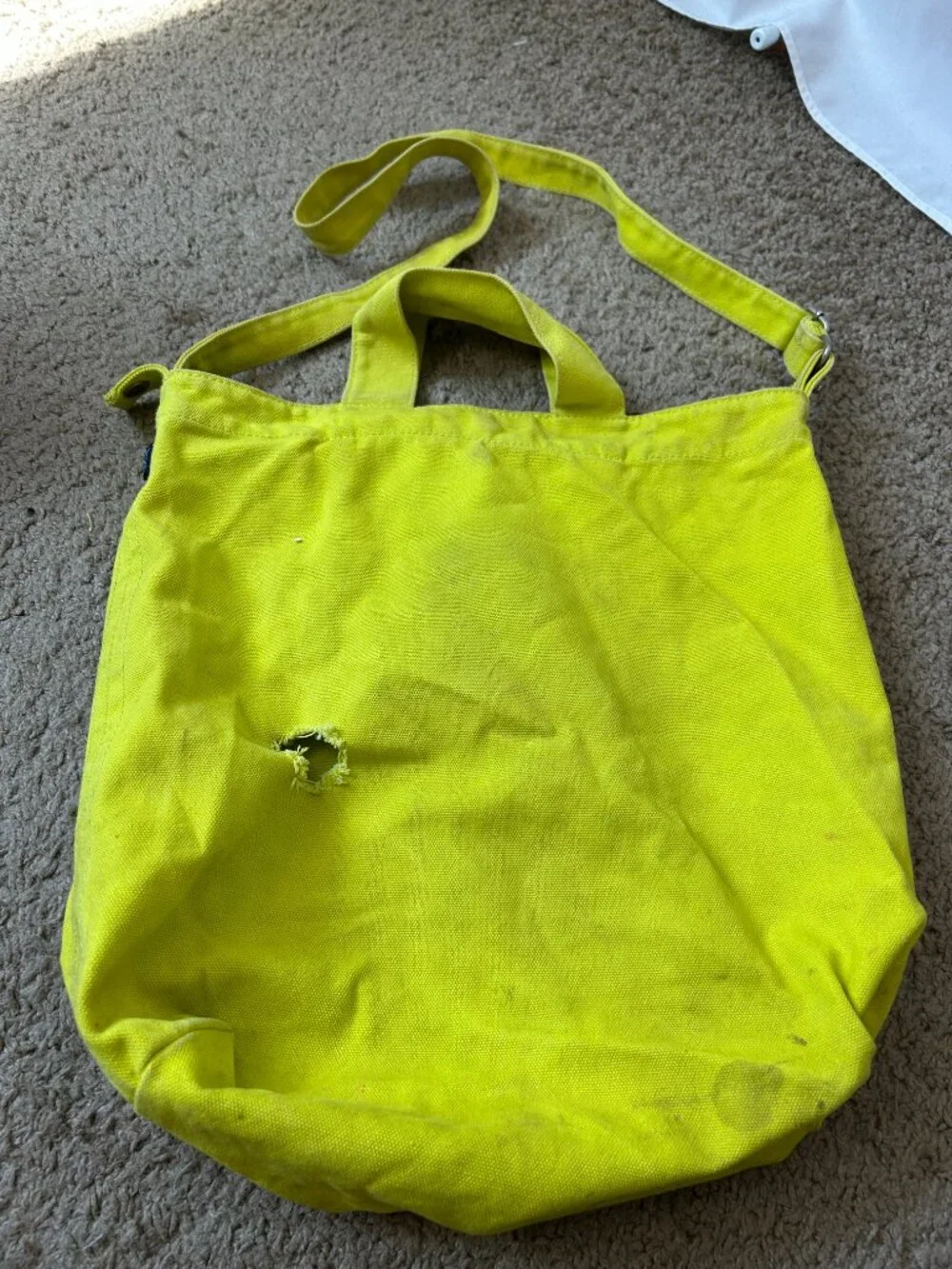 Baggu Hella Tight Oaklandish Tote Neon Yellow/Green (Shabby w Hole)
